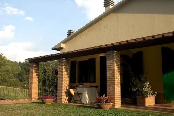 Agriturismo La Burraia Vicino A San Gimignano Gambassi Terme Exterior foto