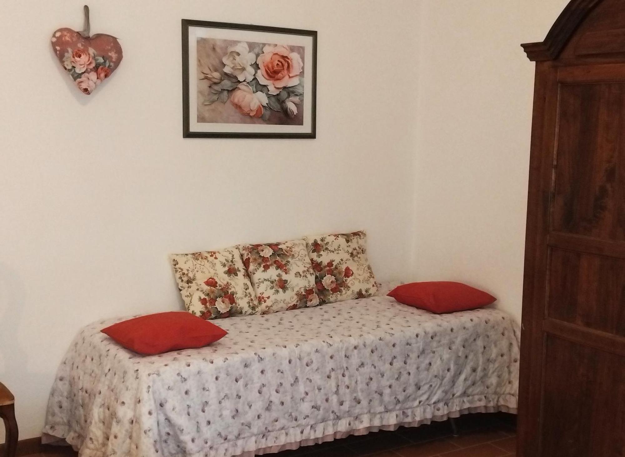 Agriturismo La Burraia Vicino A San Gimignano Gambassi Terme Exterior foto